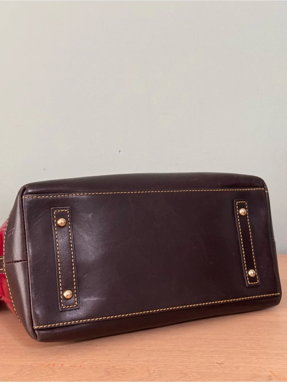 Vintage Dooney & Bourke Dillen Double Pocket Croc-Embossed Satchel Bag - Picture 5 of 9